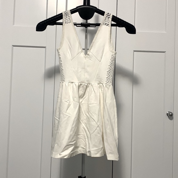 Paper heart mini dress - Picture 2 of 3